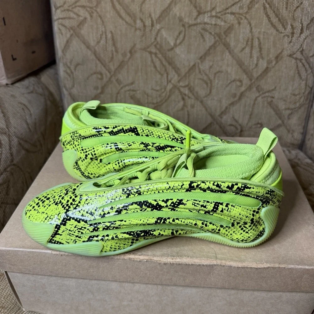 Adidas Harden Volume 9 Green Snakeskin JR8289 Men's Size 7 Basketball Sneakers
